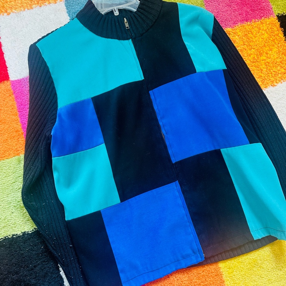 Colorblock Blue Tile Jacket - Picture 3 of 4